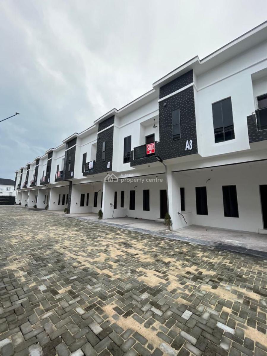Clean & Organised Single Room Apartment, Orchid Road, Lekki Expressway, Lekki, Lagos, Self Contain (single Rooms) for Rent