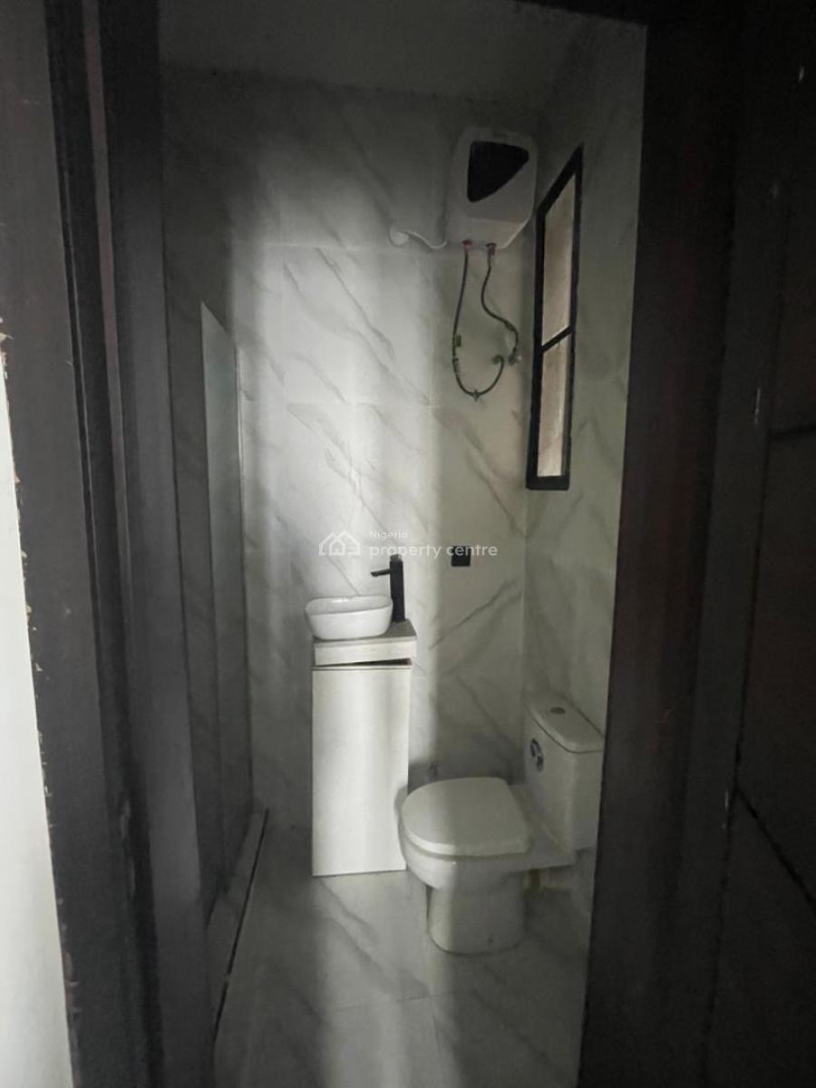 Fully Furnished Two Bedroom Apartment, Ologolo, Lekki , Lagos, Ologolo, Lekki, Lagos, Flat / Apartment for Sale