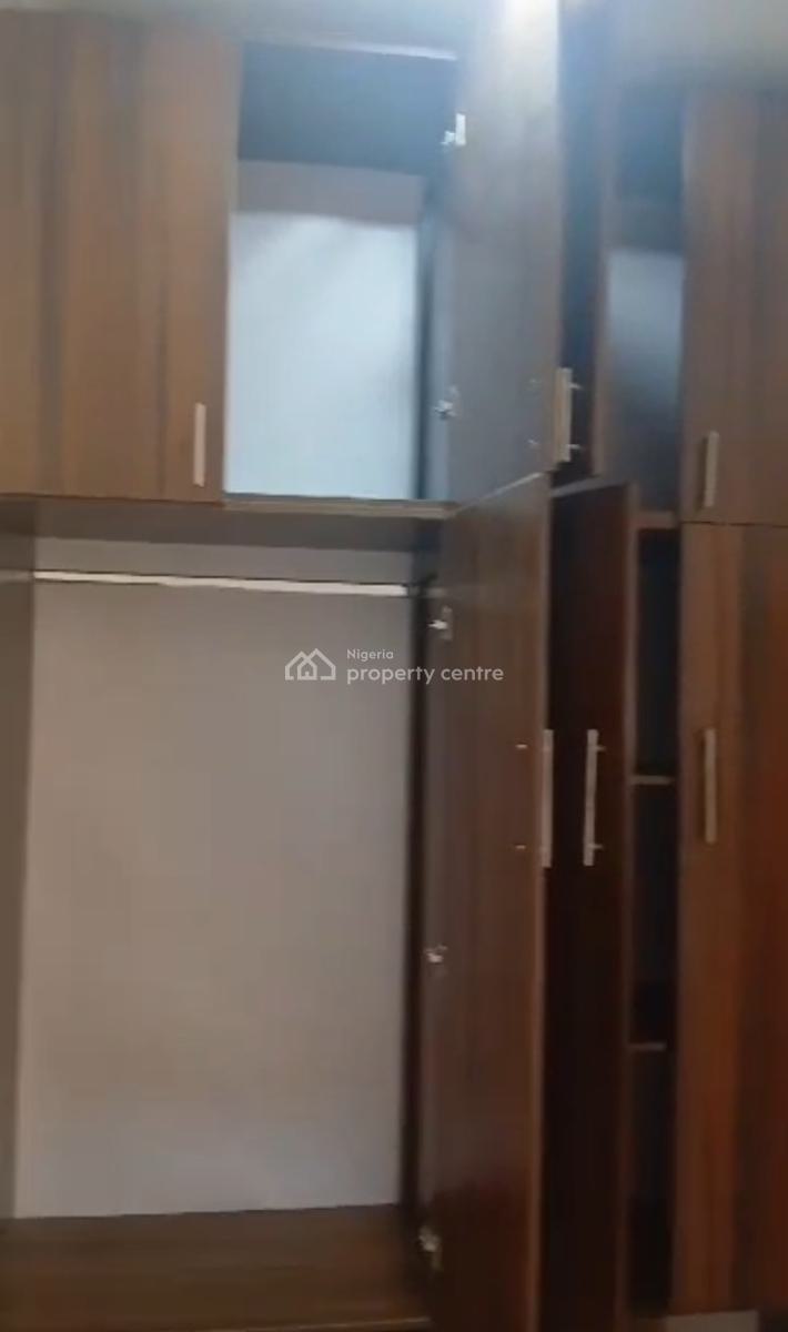 Clean 2 Bedroom Flat, 1st Floor, Secure Environment, By Vio, Mabushi, Abuja, Flat / Apartment for Rent