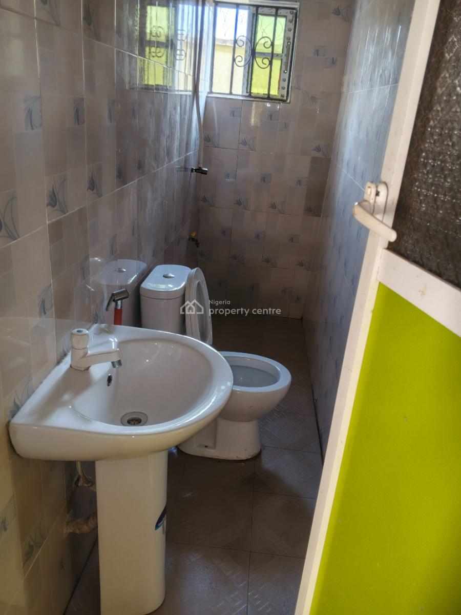 Fine Neat 2 Bedrooms Flat, All Rooms Ensuite, Big Compound, Close to Ayobo, Itele, Ado-odo/ota, Ogun, Flat / Apartment for Rent