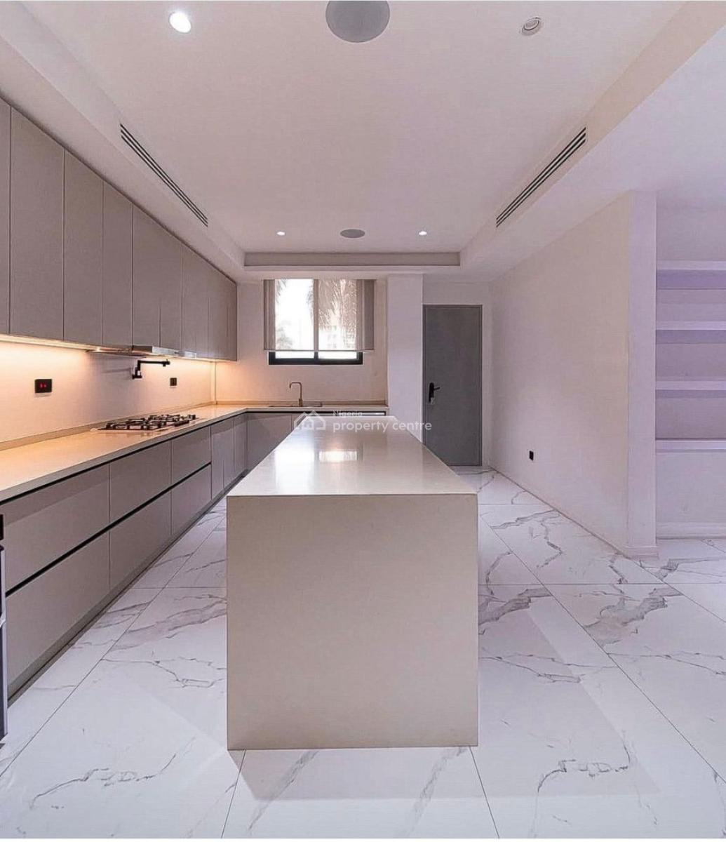 Luxury 4bedroom  Serviced Apartment  with Cinema,  Club House, Infinity Pool,elevator, Concierge, Therapeutic Pool, Ikoyi, Lagos, Flat / Apartment for Sale
