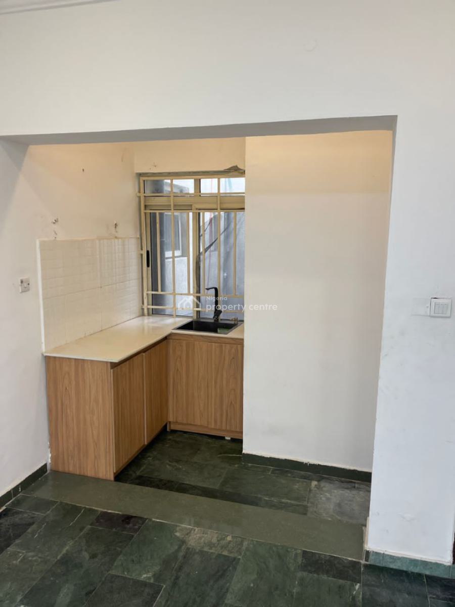 Executive Serviced Mini Flat Apartment, Honpunu Wusu Street, Lekki Phase 1, Lekki, Lagos, Mini Flat (room and Parlour) for Rent