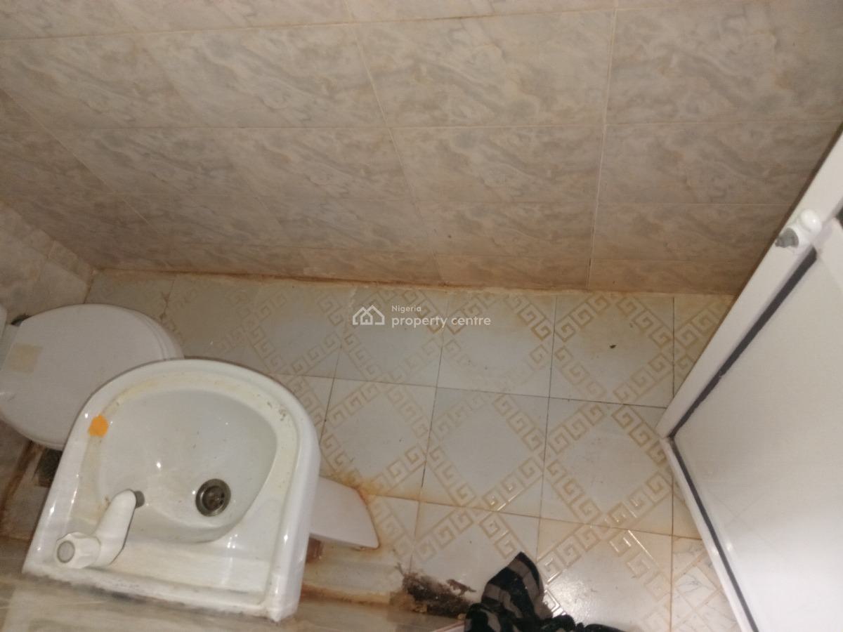 2bedroom Flat Upstairs, Sangotedo Thera Annex Ogombo Road, Ajah, Lagos, Flat / Apartment for Rent