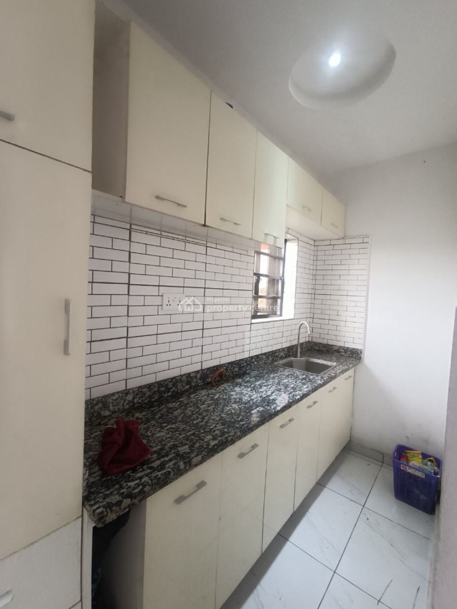 a Well Built Room and Parlor, Before Novare  Shoprite Ajah, Lekki Phase 2, Lekki, Lagos, Mini Flat (room and Parlour) for Rent