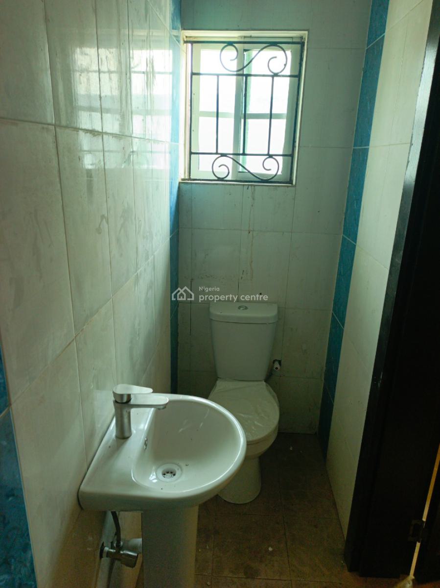 Standard 2 Bedroom, Harmony Estate, Alasia, Ajah, Lagos, Flat / Apartment for Rent