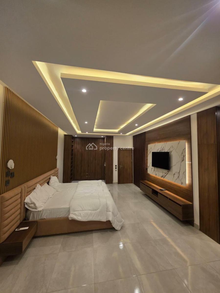 Our Luxury and Stylishly Furnished 3-bedroom with a Dedicate, Guzape District, Abuja, House Short Let