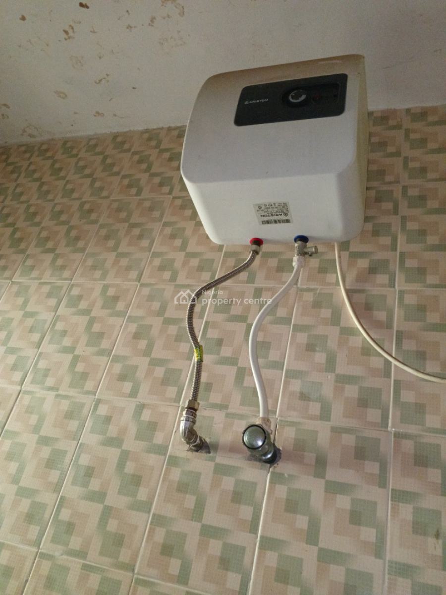 Standard Spacious 3 Bedroom Flat Big Kitchen with a Store and Dinning, Itele Close to Ayobo Lagos, Ado-odo/ota, Ogun, Flat / Apartment for Rent