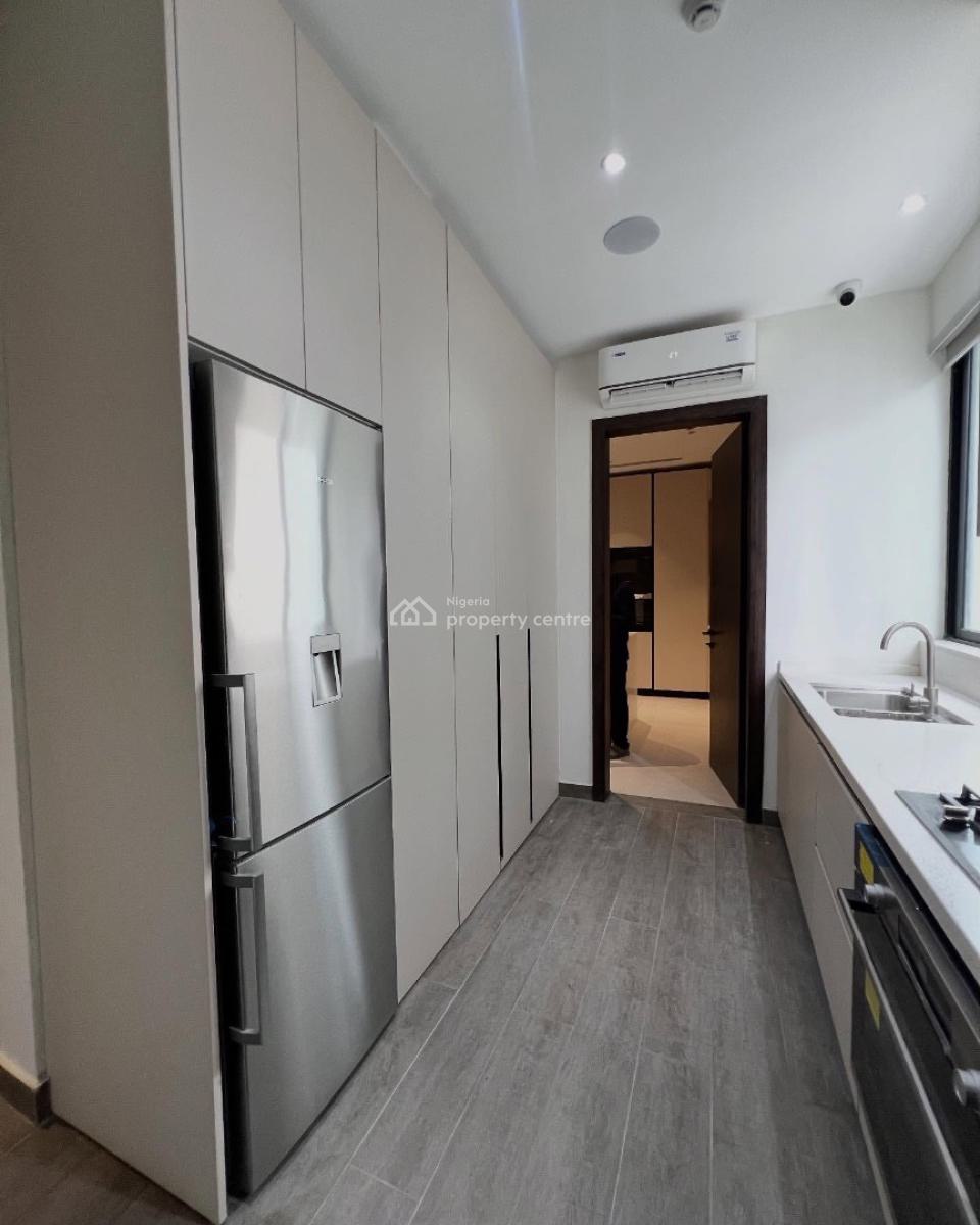 Luxurious 4 Bedroom Apartment with a Maids Room, Ikoyi, Lagos, Block of Flats for Sale