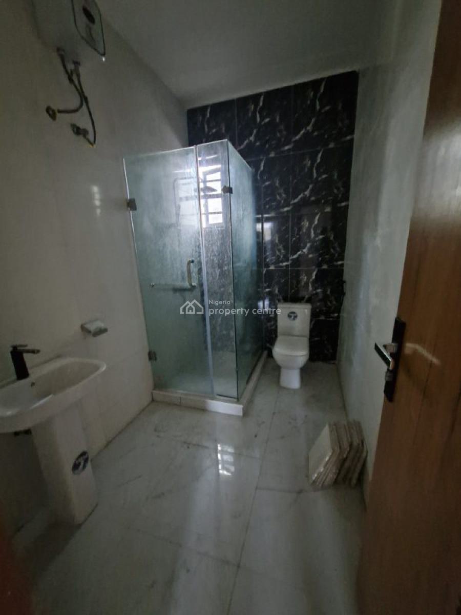 Spacious 1 Bedroom Apartment with Governors Consent, Orchid Road, Lekki, Lagos, Flat / Apartment for Sale