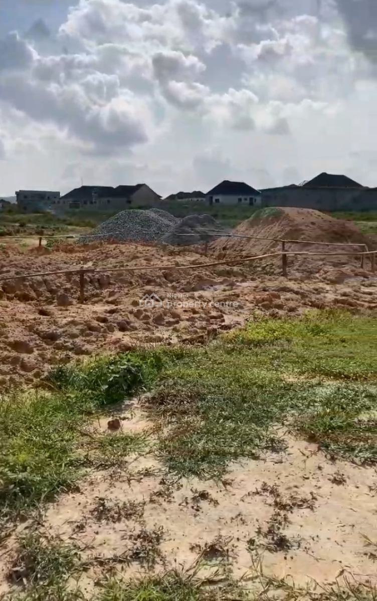 4 Bedroom Semi Detached Penthouse, Double King Villa Guzape2 After Gilmore Yard By The Left Behind Royal., Guzape District, Abuja, Residential Land for Sale