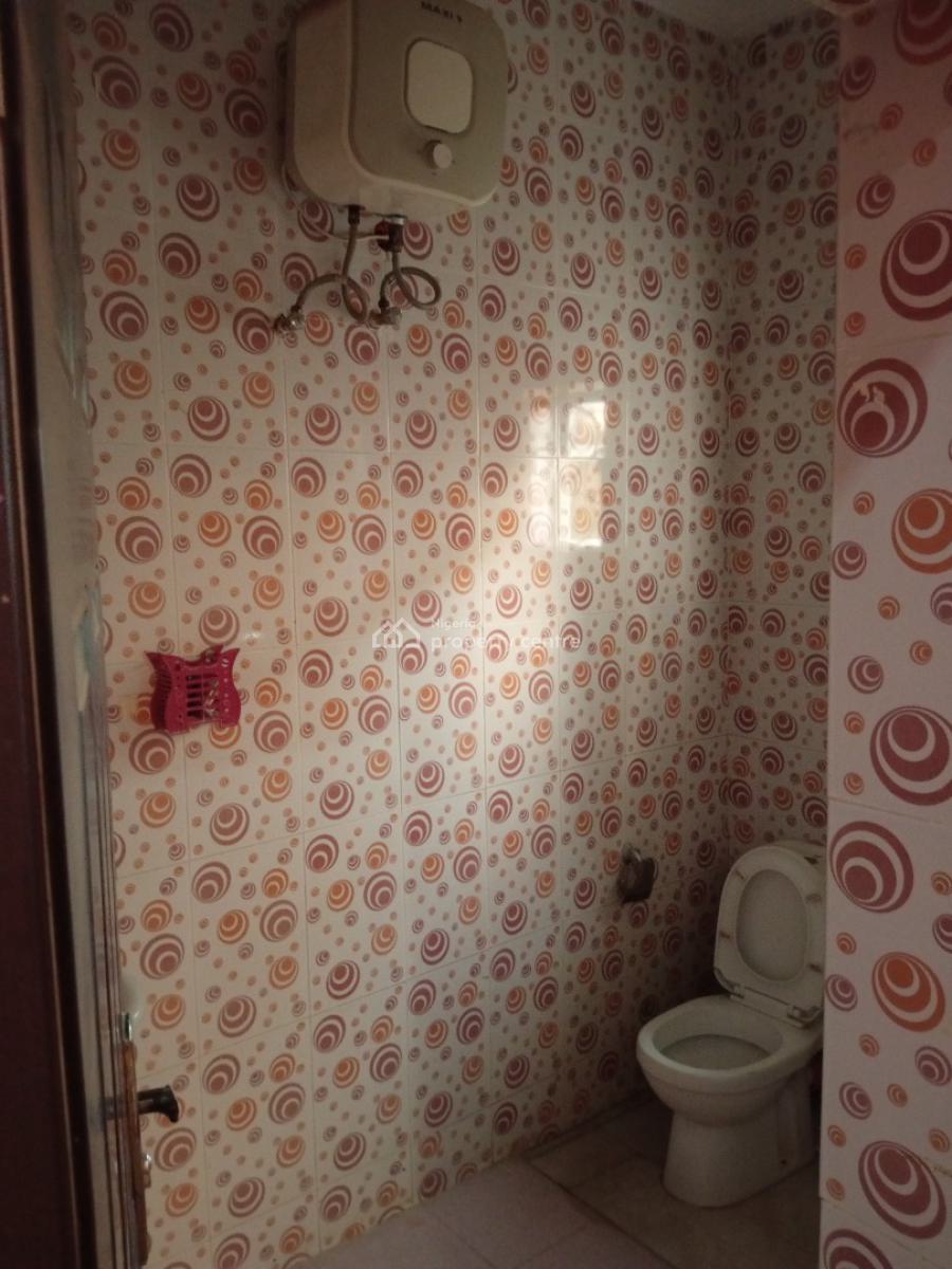 Well Renovated 3bedroom Flat at Sauka New Site, Sauka New Site Estate Lugbe Fha, Lugbe District, Abuja, Detached Bungalow for Rent