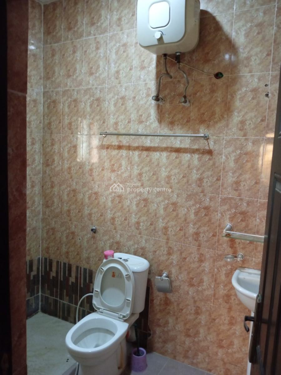 Well Renovated 3bedroom Flat at Sauka New Site, Sauka New Site Estate Lugbe Fha, Lugbe District, Abuja, Detached Bungalow for Rent