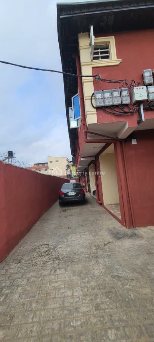 Sharp Discount Alert ️   1-bedroom Studio Apartment  ₦35k/, Pedro, Gbagada, Lagos, Mini Flat (room and Parlour) Short Let
