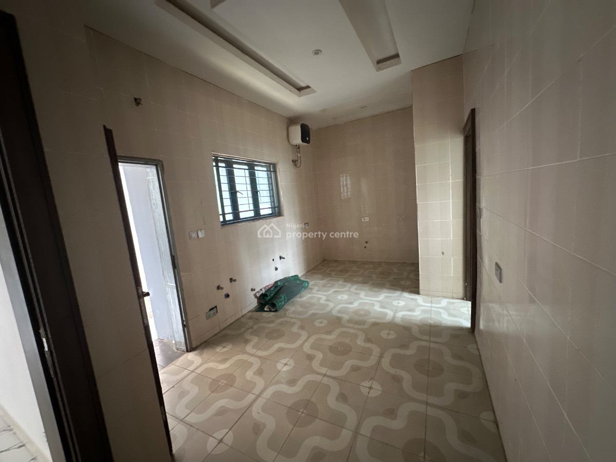 Luxury 4 Bedroom Terrace Duplex with Bq, Guzape District, Abuja, Terraced Duplex for Sale