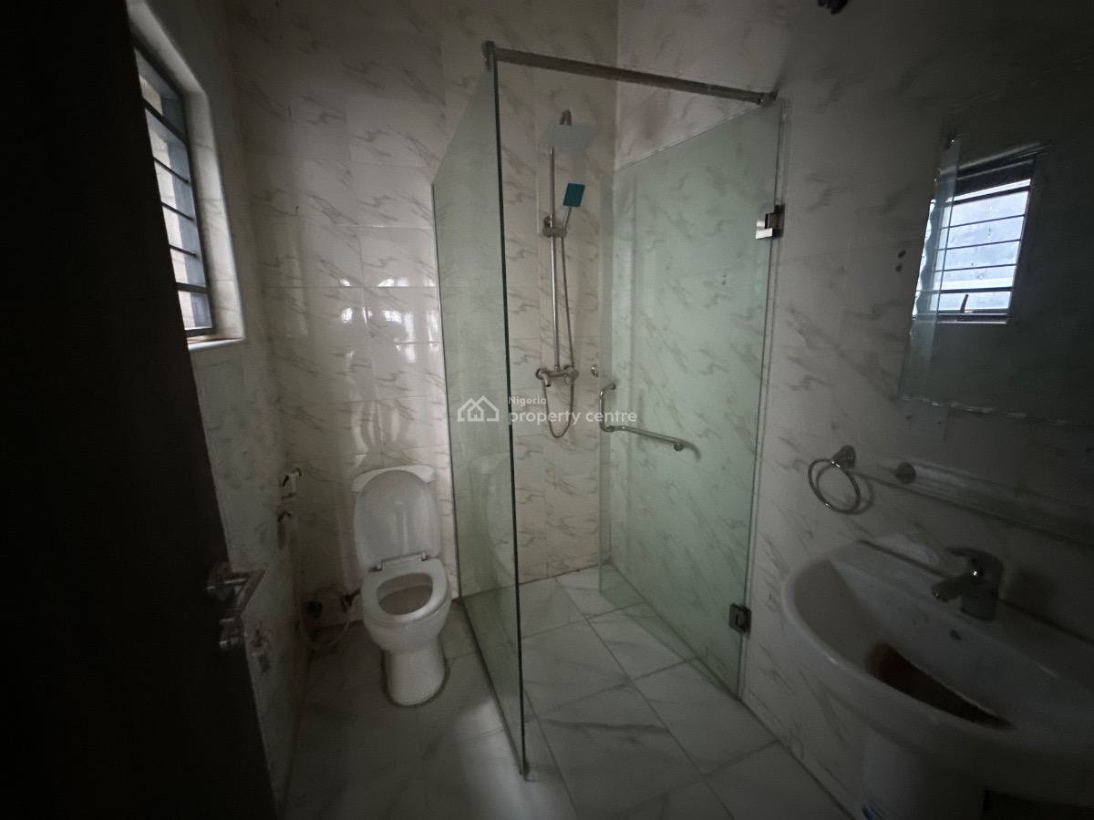 Luxury 4 Bedroom Terrace Duplex with Bq, Guzape District, Abuja, Terraced Duplex for Sale