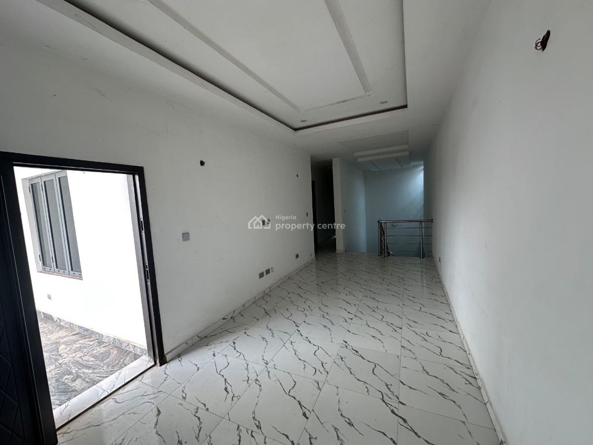Luxury 4 Bedroom Terrace Duplex with Bq, Guzape District, Abuja, Terraced Duplex for Sale