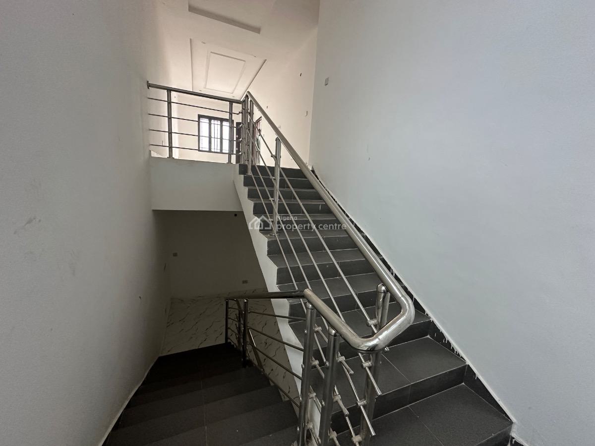 Luxury 4 Bedroom Terrace Duplex with Bq, Guzape District, Abuja, Terraced Duplex for Sale