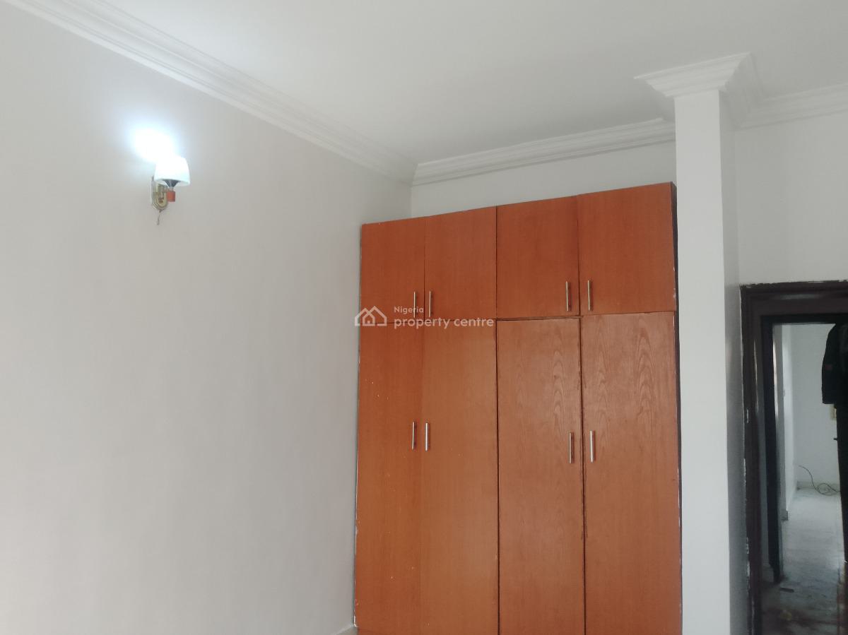 Spacious 3 Bedroom Flat, Sangotedo, Ajah, Lagos, Flat / Apartment for Rent