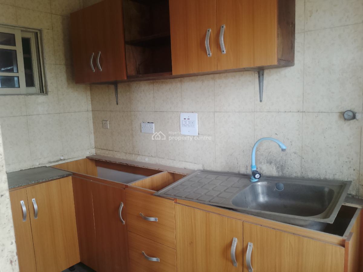 Spacious 3 Bedroom Flat, Sangotedo, Ajah, Lagos, Flat / Apartment for Rent