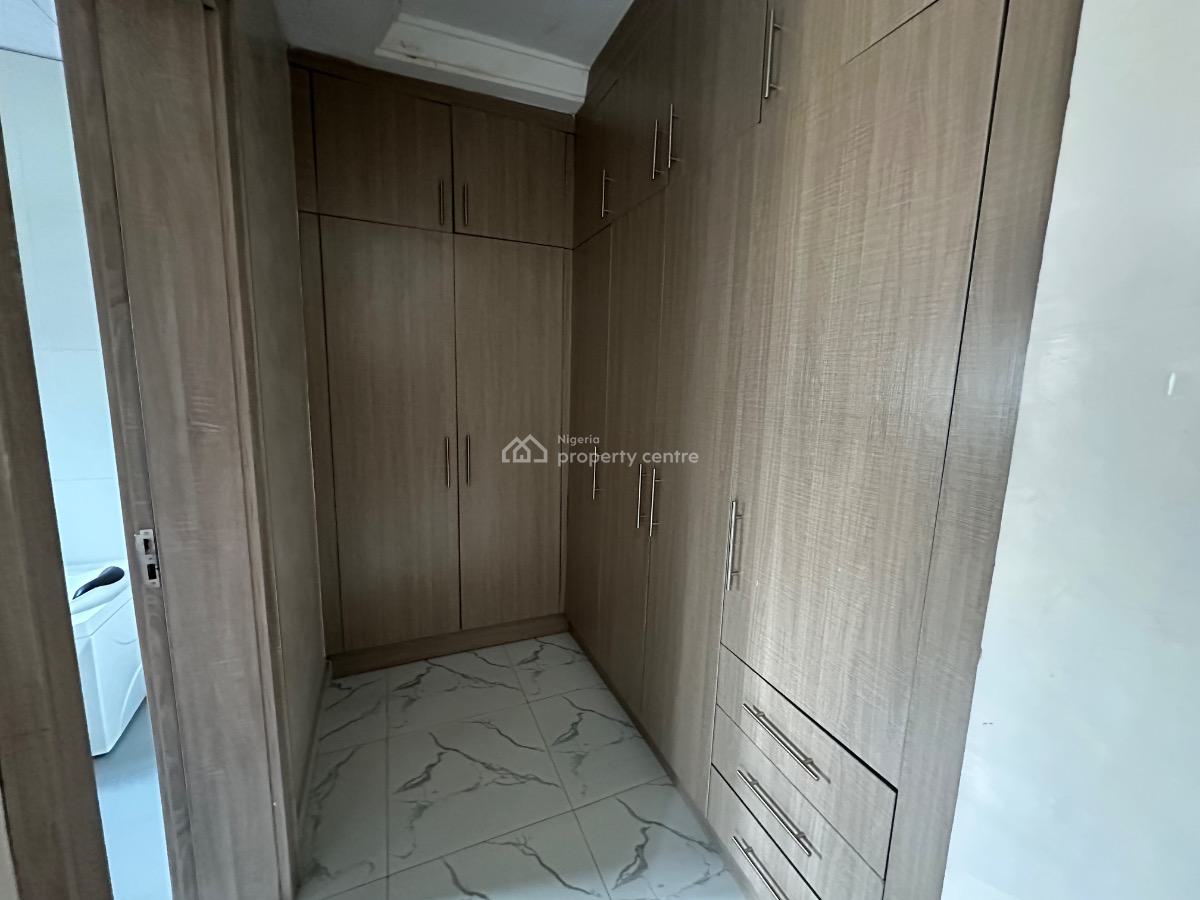 Luxury 4 Bedroom Terrace Duplex with Bq, Guzape District, Abuja, Terraced Duplex for Sale