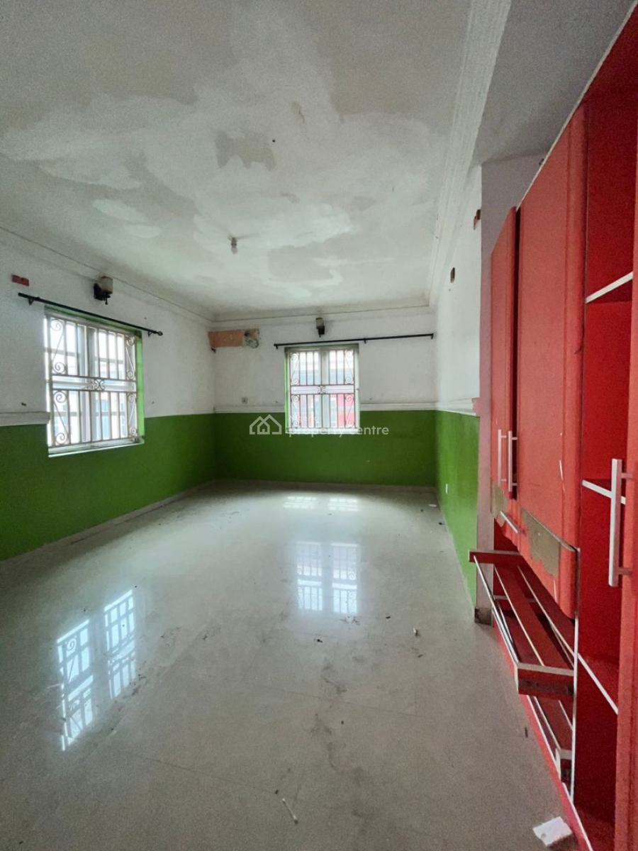 1 Bedroom Shared Apartment, Ikota, Lekki, Lagos, Self Contain (single Rooms) for Rent
