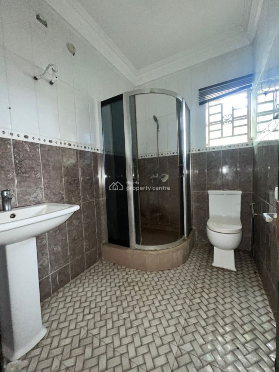 1 Bedroom Shared Apartment, Ikota, Lekki, Lagos, Self Contain (single Rooms) for Rent