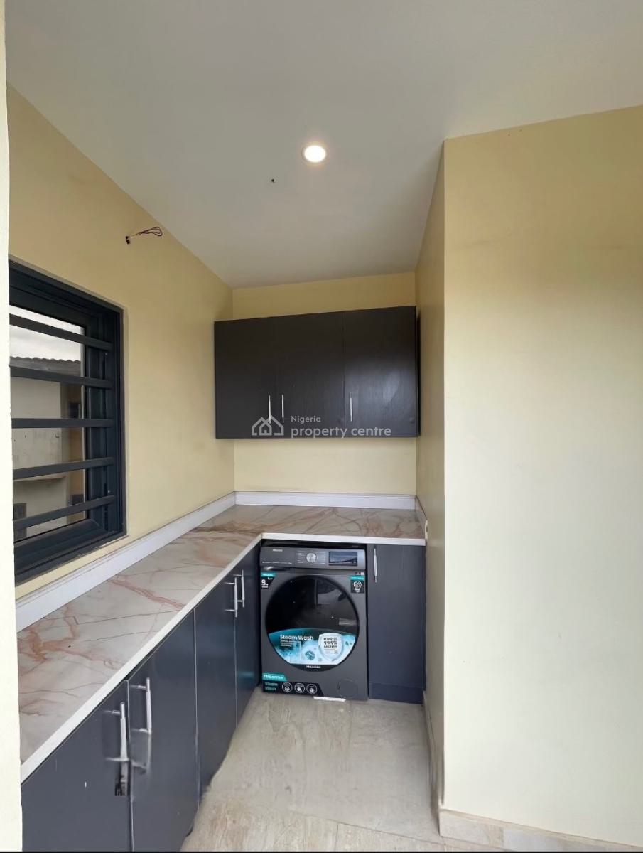 5 Bedroom Mansion with a Pool Rooftop Bq, Maryland Ikeja, Maryland, Lagos, Detached Duplex for Sale