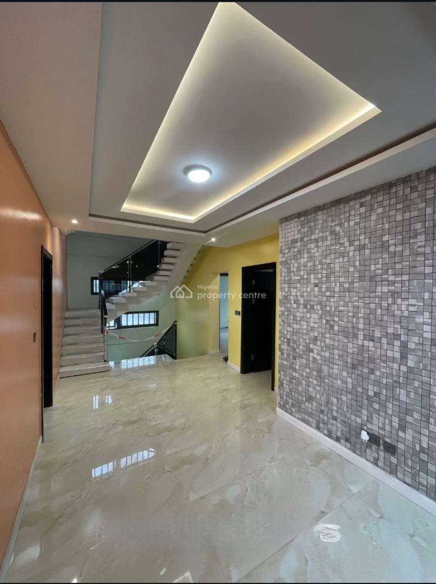 5 Bedroom Mansion with a Pool Rooftop Bq, Maryland Ikeja, Maryland, Lagos, Detached Duplex for Sale