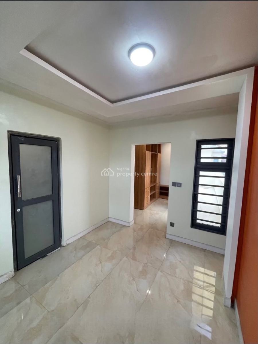 5 Bedroom Mansion with a Pool Rooftop Bq, Maryland Ikeja, Maryland, Lagos, Detached Duplex for Sale