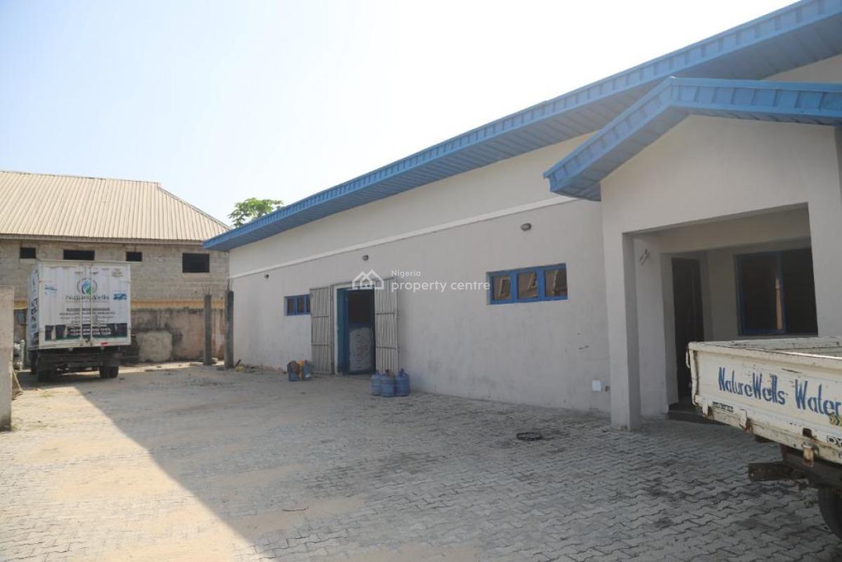 Pure Water Factory Built on 697aqm, Bogije, Bogije, Ibeju Lekki, Lagos, Factory for Sale