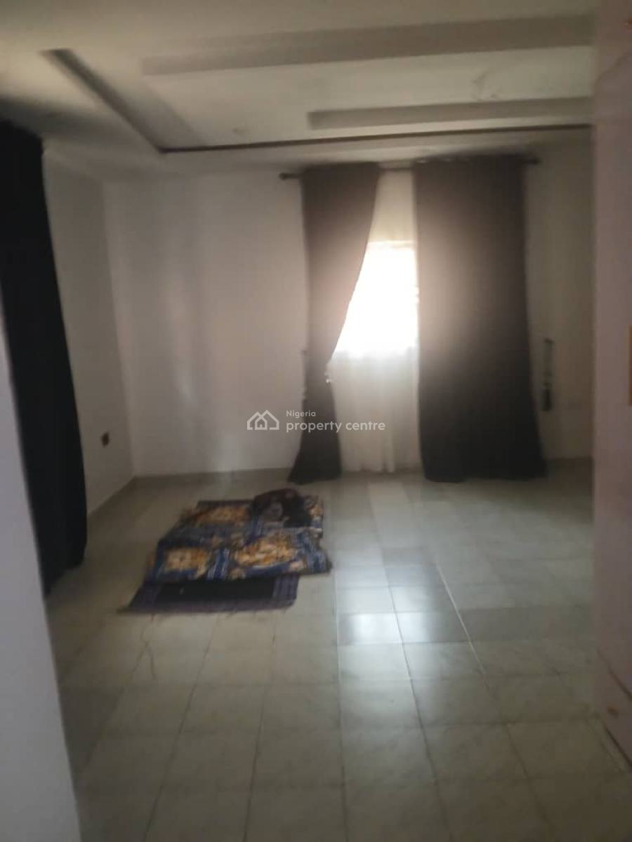 Standard 1 Bedroom Bq, Off 2nd Avenue, Gwarinpa, Abuja, Mini Flat (room and Parlour) for Rent