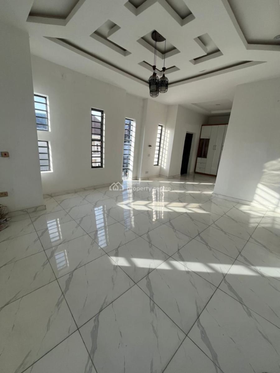 Massive Master Bedroom with 20hrs Light and Balcony, Thomas Estate, Ajah, Lagos, Self Contain (single Rooms) for Rent