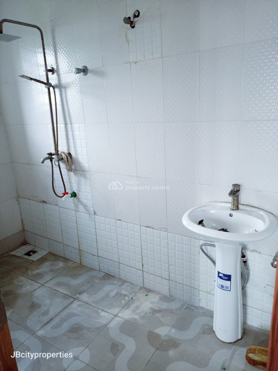 Luxury 2 Bedroom Apartment, Ogombo, Ogombo, Ajah, Lagos, Flat / Apartment for Rent