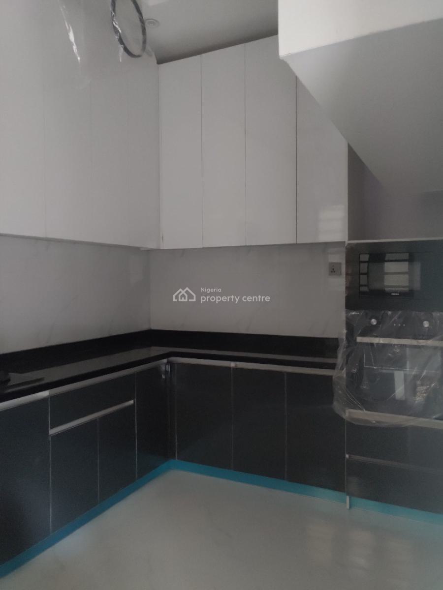 4 Bedroom Semi Detached Duplex, Gra Phase 2, Magodo, Lagos, Semi-detached Duplex for Rent