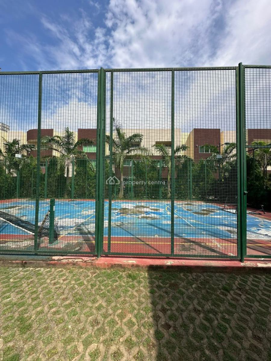 Contemporary 3 Bedroom Spacious & Serviced Apartment ,inside an Estate, Jahi, Abuja, Flat / Apartment for Sale