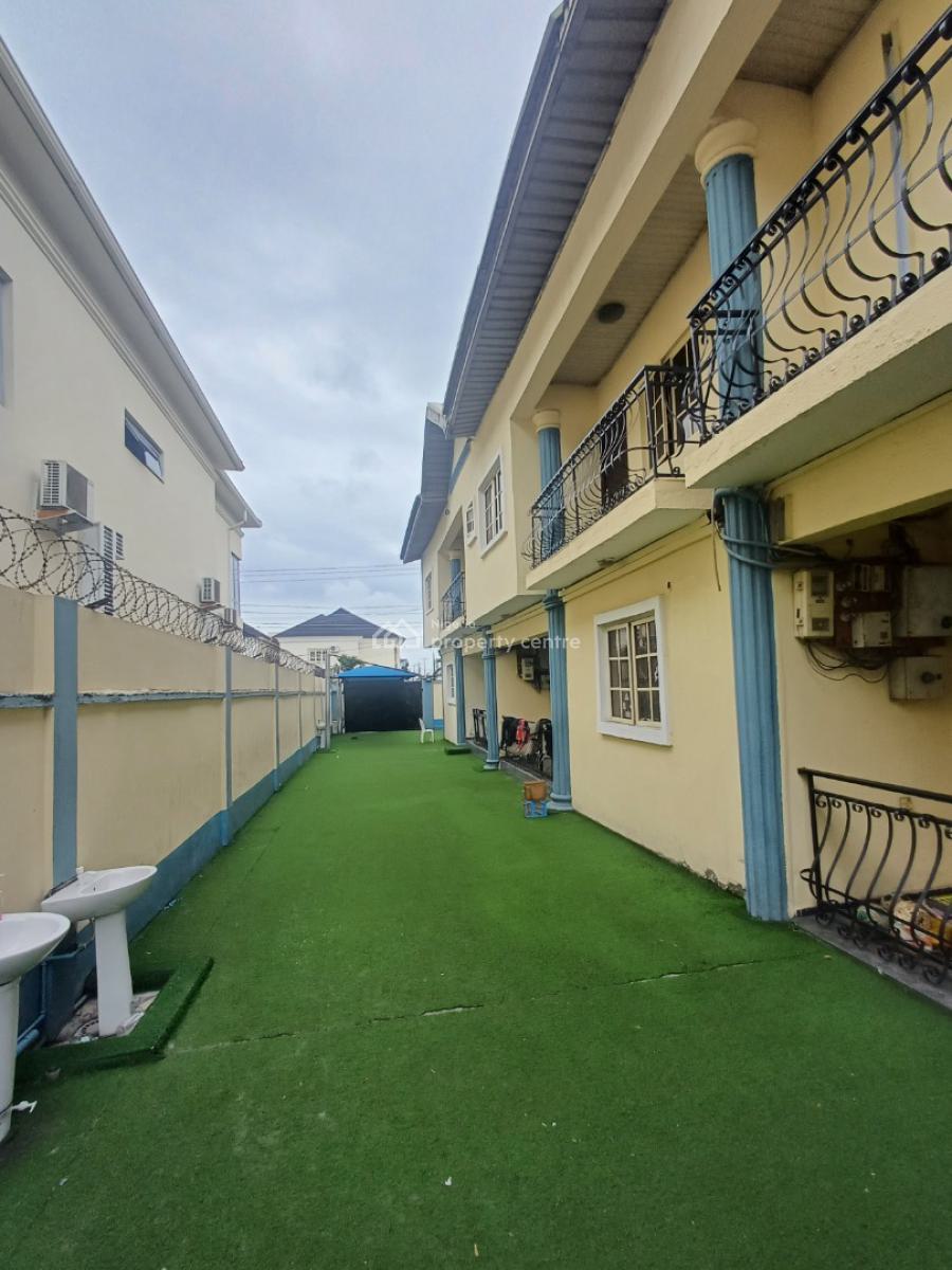 Four 4 Bedroom Terrace Duplex, Lekki Phase 1, Lekki, Lagos, Terraced Duplex for Rent