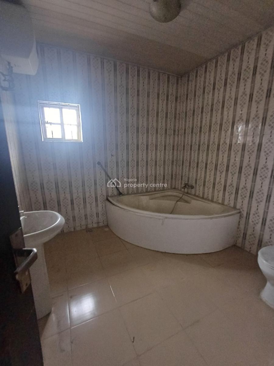 Four 4 Bedroom Terrace Duplex, Lekki Phase 1, Lekki, Lagos, Terraced Duplex for Rent