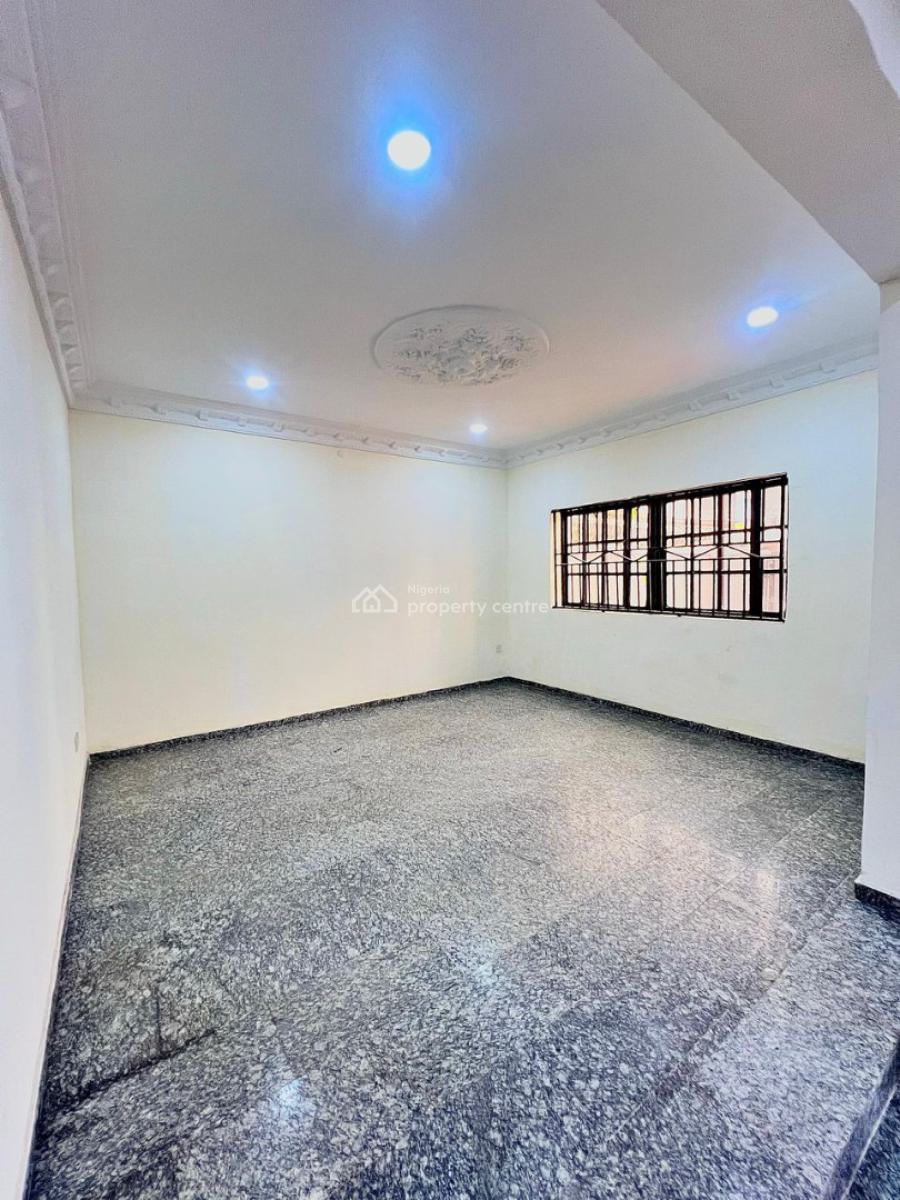 Very Spacious 6-bedroom Self-compound Semi-detached House, Lekki Phase 1, Lekki, Lagos, Semi-detached Duplex for Rent