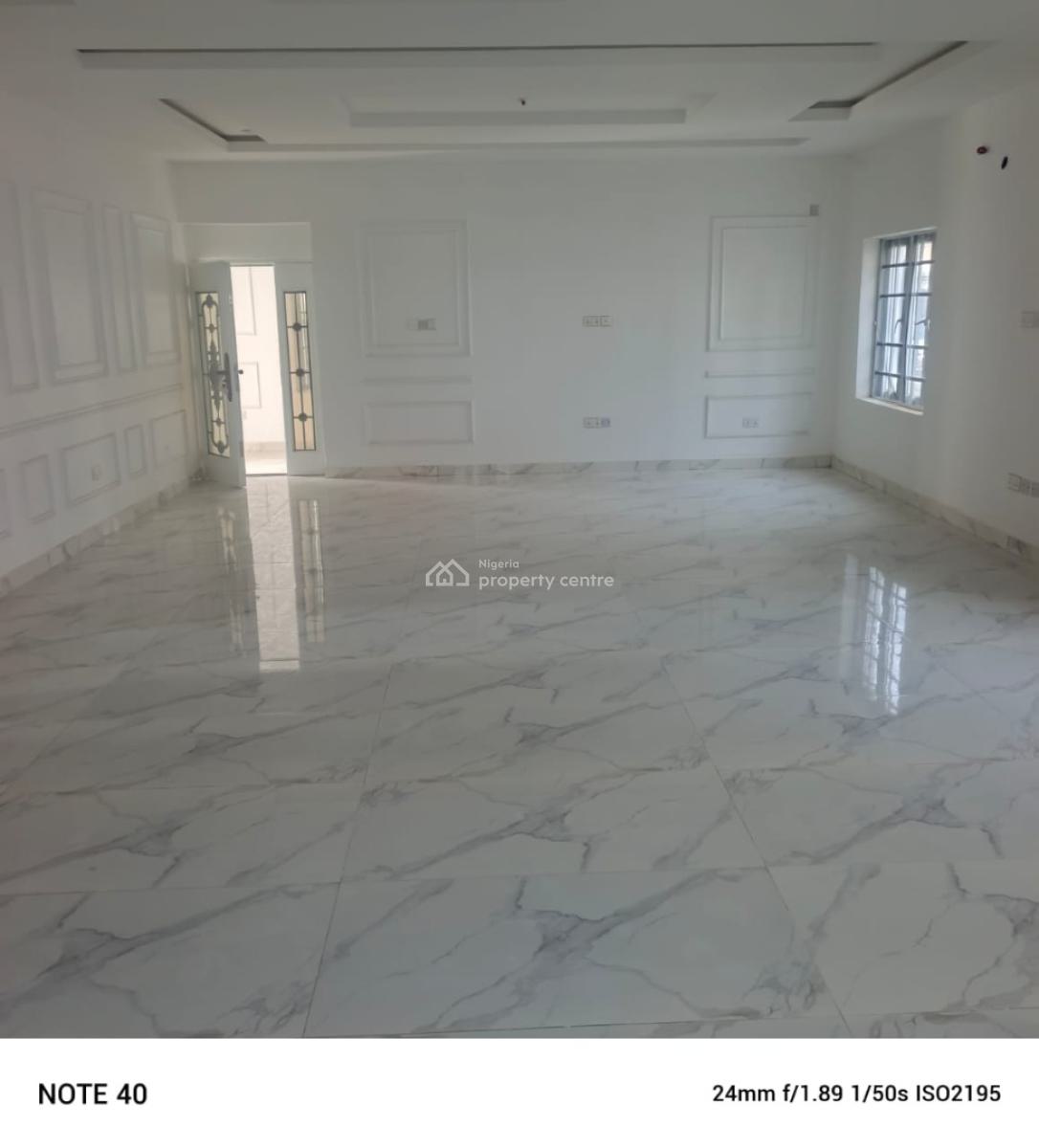 a Luxury 3 Bedroom Block of Flats in an Estate on Tarred Road., Area 1 Axis., Durumi, Abuja, Flat / Apartment for Rent