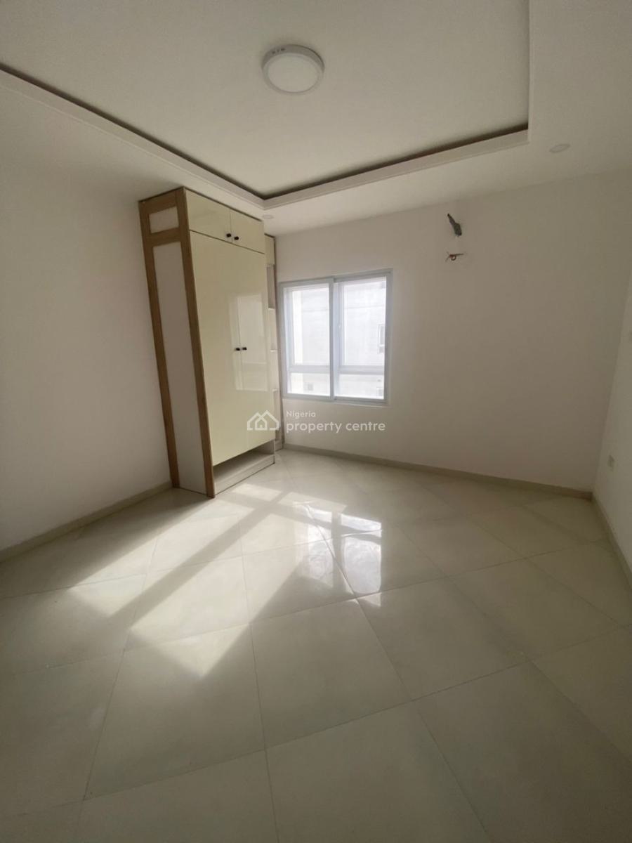 6 Bedroom Detached House with Room Bq, Osapa, Lekki, Lagos, Detached Duplex for Rent