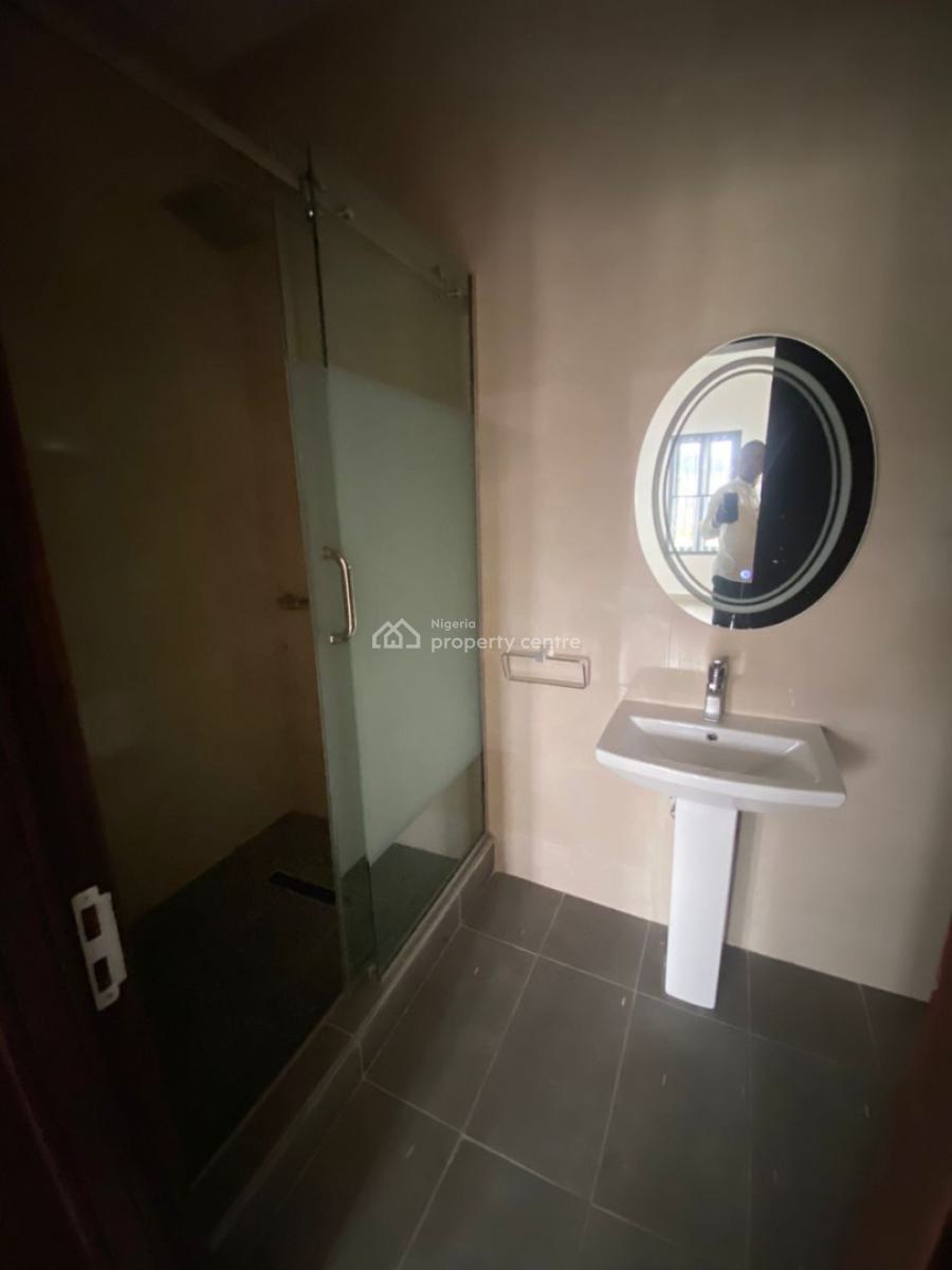5 Bedroom Detached House with Room Bq, Osapa, Lekki, Lagos, Detached Duplex for Rent