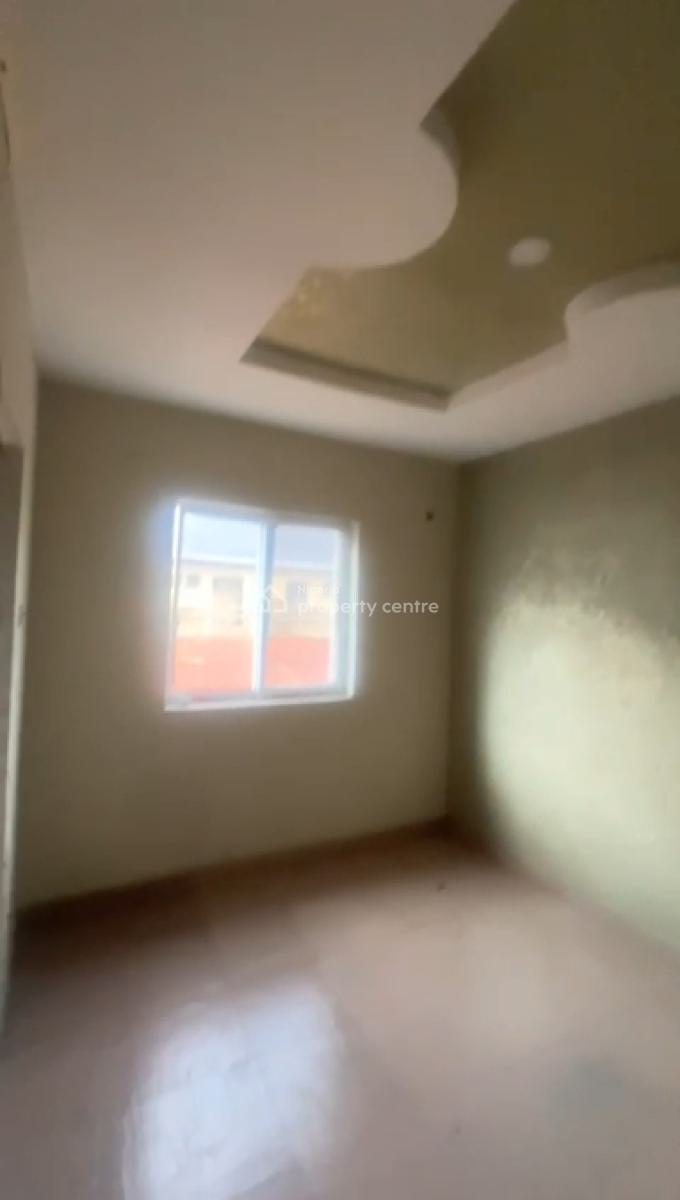 Specious and Standard Miniflat Real, Off Morocco, Shomolu, Lagos, Mini Flat (room and Parlour) for Rent
