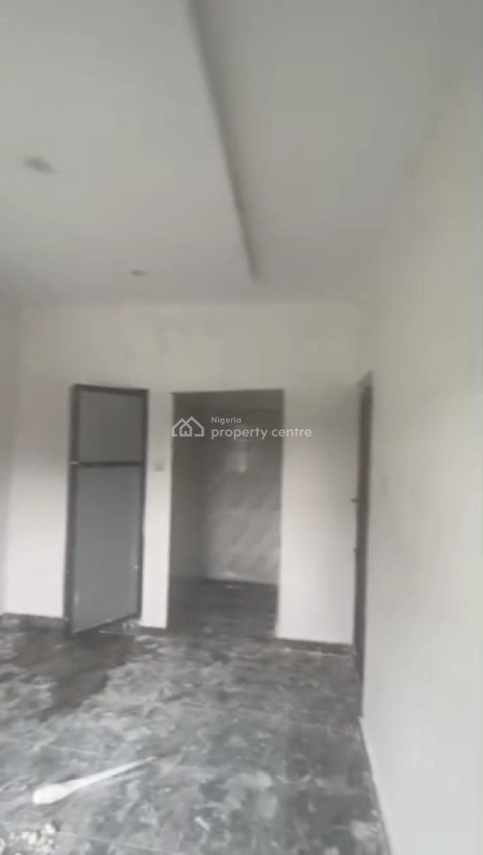 a Very Decent and Spacious Roomself Apartment Roy, Off Pedro, Shomolu, Lagos, Self Contain (single Rooms) for Rent