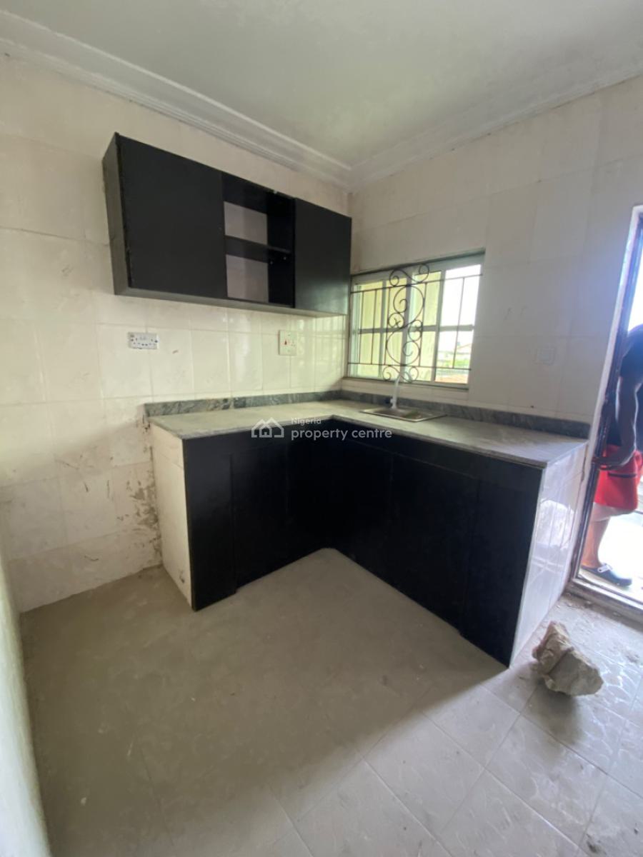 Executive Sweet 2 Bedrooms Luxury Apartment, Harmony Estate Okeira, Ado, Ajah, Lagos, Flat / Apartment for Rent