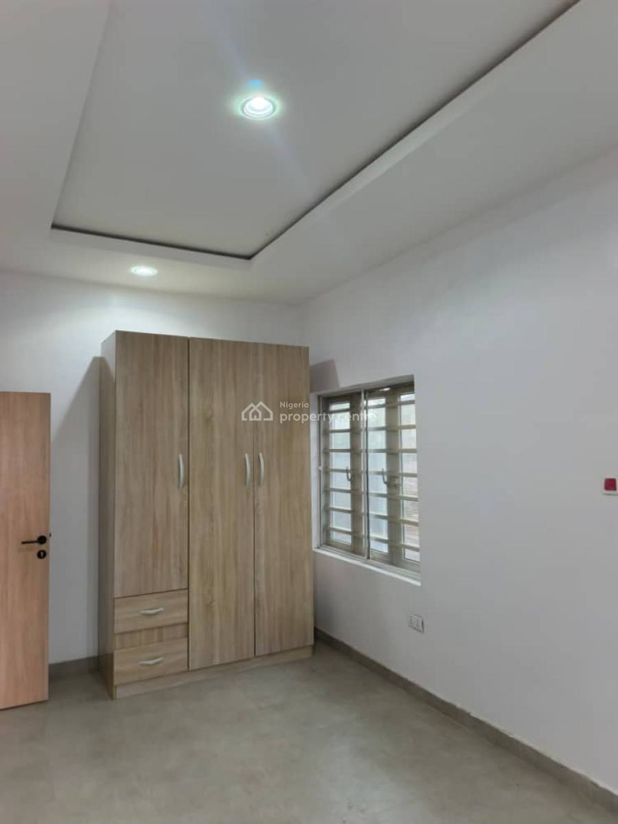 Newly Built 3bedroom, Abraham Adesanya, Ajah, Lagos, Flat / Apartment for Rent