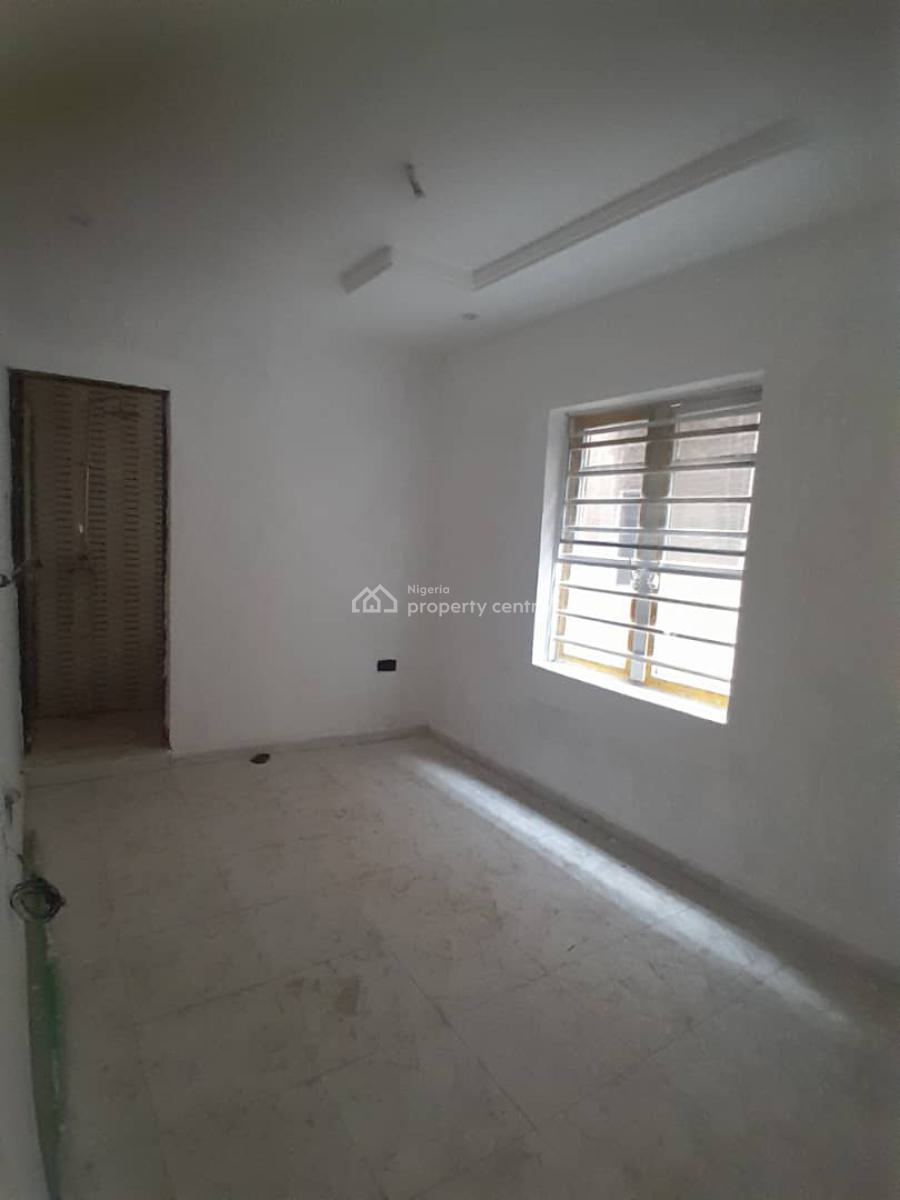 Well Finished 2 Bedroom Flat All Room Ensuit, Gated Compound, at Off Aborishade Road, Lawanson Surulere, Lagos.., Surulere, Lagos, Flat / Apartment for Rent