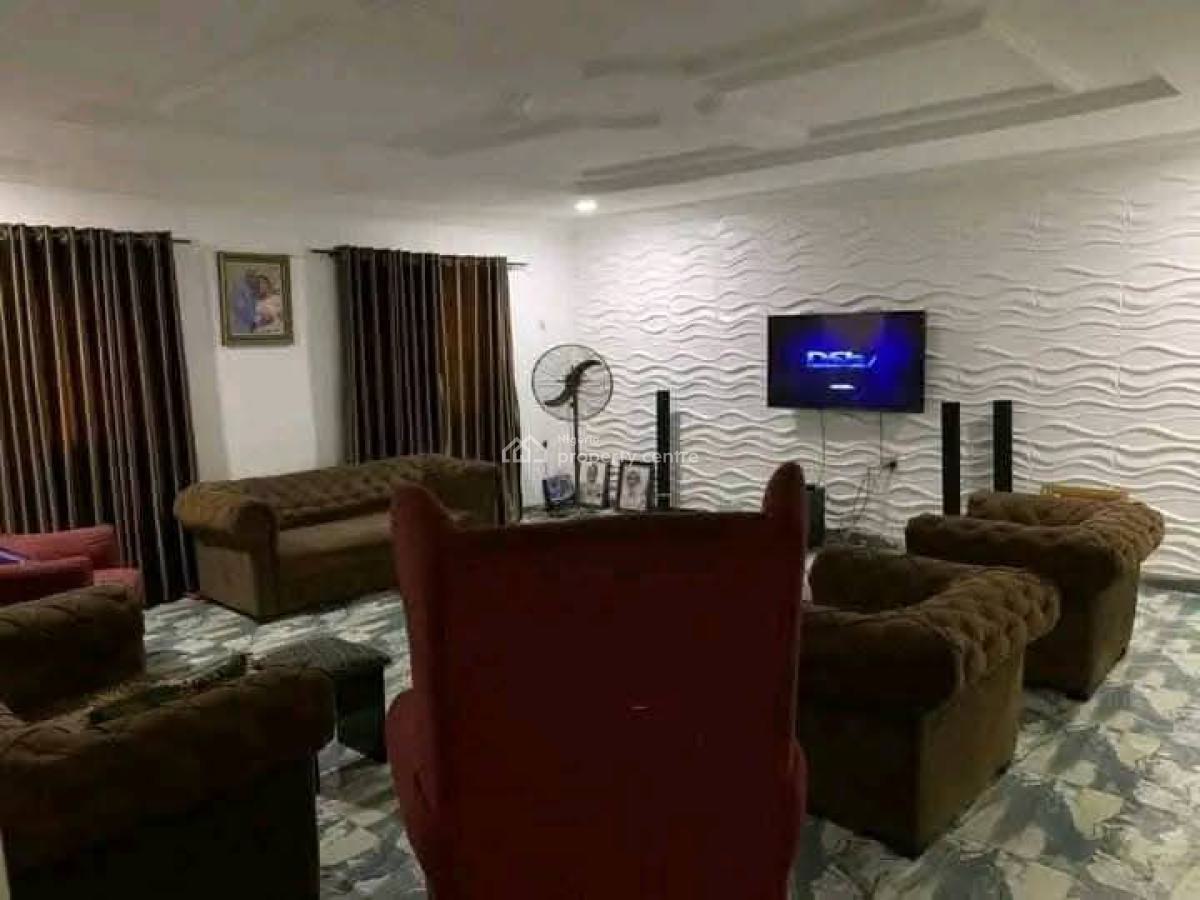3 Bedroom Flat in a Serene Environment, Osho Estate Beside Ola David School Fasade , Iyana Ajia, Old Ife Rd, Ibadan, Oyo, Flat / Apartment for Sale