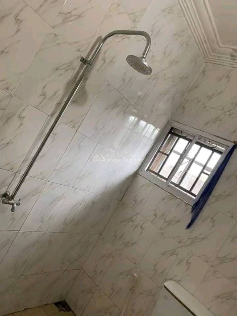 3 Bedroom Flat in a Serene Environment, Osho Estate Beside Ola David School Fasade , Iyana Ajia, Old Ife Rd, Ibadan, Oyo, Flat / Apartment for Sale