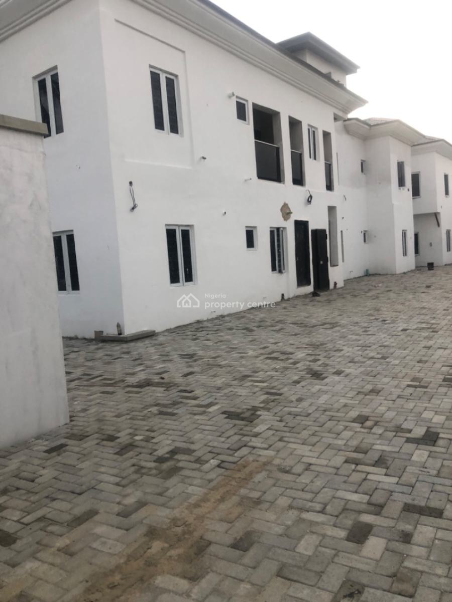 Brand New Luxury 2bedroom Apartment in a Well Secured Estate Available, Atlantic View Estate New Road, Lekki, Lagos, Flat / Apartment for Rent