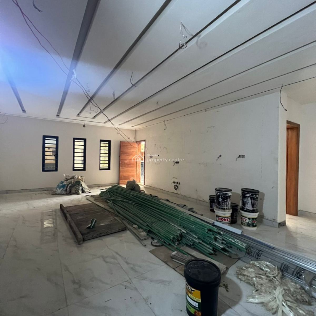 3bedroom Apartment, Lekki Phase 1, Lekki, Lagos, Flat / Apartment for Sale